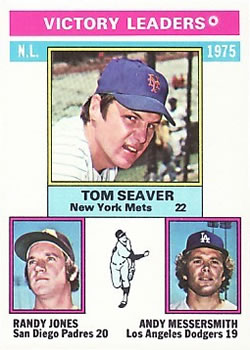1976 Topps #199 1975 NL Victory Leaders (Tom Seaver / Randy Jones / Andy Messersmith) Front