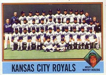 1976 Topps #236 Kansas City Royals / Whitey Herzog Front