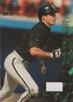 1994 Stadium Club Team - First Day Issue #140 Mike Huff  Front