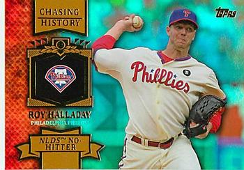 2013 Topps - Chasing History Gold Foil #CH-1 Roy Halladay Front