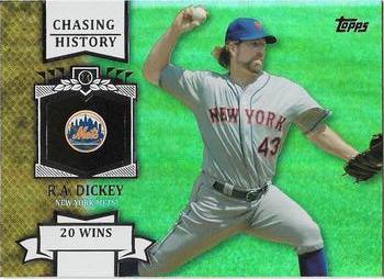 2013 Topps - Chasing History Silver Foil #CH-17 R.A. Dickey Front