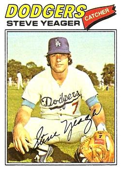 1977 Topps #105 Steve Yeager Front