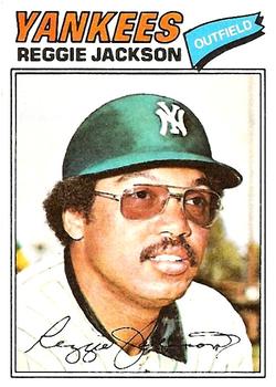 1977 Topps #10 Reggie Jackson Front