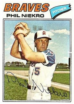 1977 Topps #615 Phil Niekro Front