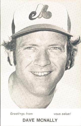 1975 Montreal Expos Postcards #NNO Dave McNally Front