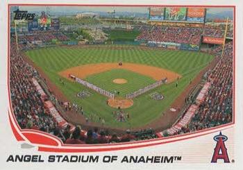 2013 Topps Los Angeles Angels #LAA-17 Angel Stadium Of Anaheim Front