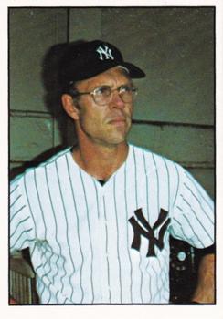 1975 SSPC New York Yankees #9 Bill Virdon Front
