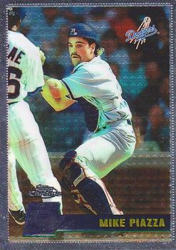 1996 Topps Chrome #93 Mike Piazza Front