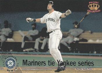 1995 Pacific Seattle Mariners #8 Edgar Martinez Front
