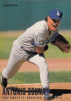 1996 Fleer Los Angeles Dodgers #14 Antonio Osuna Front