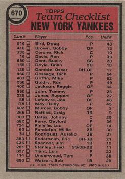 1981 Topps #670 New York Yankees / Gene Michael Back