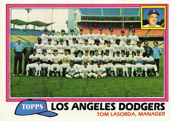 1981 Topps #679 Los Angeles Dodgers / Tom Lasorda Front