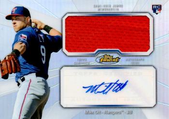 2013 Finest - Rookie Jumbo Relic Autographs Refractors #AJR-MO2 Mike Olt Front