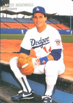 1992 Mother's Cookies Los Angeles Dodgers #9 Mike Scioscia Front