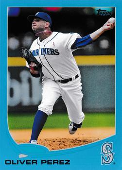2013 Topps Update - Blue #US181 Oliver Perez Front