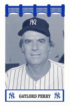 1992 The Wiz New York Yankees of the 80s #NNO Gaylord Perry Front
