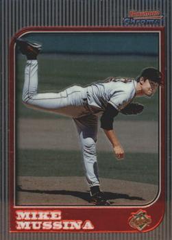 1997 Bowman Chrome #35 Mike Mussina Front