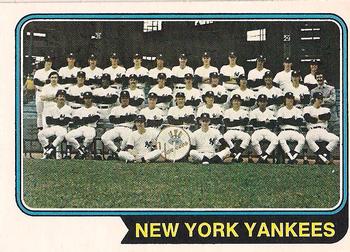 1974 O-Pee-Chee #363 New York Yankees Front