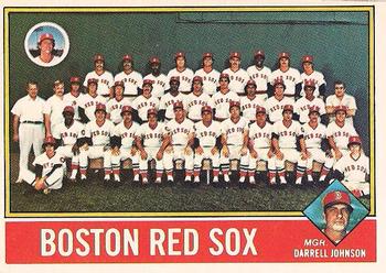 1976 O-Pee-Chee #118 Boston Red Sox / Darrell Johnson Front