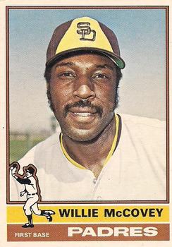 1976 O-Pee-Chee #520 Willie McCovey Front