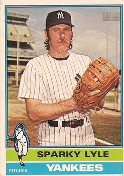 1976 O-Pee-Chee #545 Sparky Lyle Front