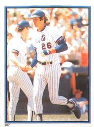 1983 O-Pee-Chee Stickers #207 Dave Kingman Front