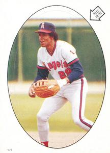 1986 Topps Stickers #176 Rod Carew Front