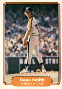 1982 Fleer #232 Dave Smith Front