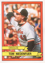 1989 Panini Stickers #254 Tom Niedenfuer Front