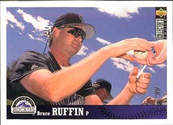 1997 Collector's Choice #321 Bruce Ruffin Front