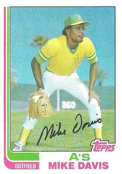 1982 Topps #671 Mike Davis Front