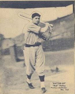 1934-36 Batter-Up (R318) #163 Bud Hafey Front