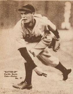 1934-36 Batter-Up (R318) #97 Curt Davis Front