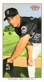 2002 Topps 206 - Sweet Caporal Red #332 Rey Ordonez Front