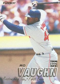 1997 Fleer #32 Mo Vaughn Front