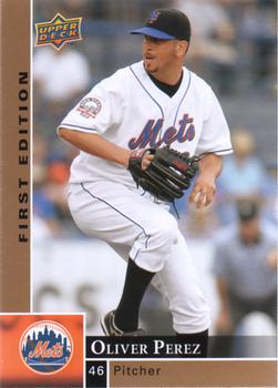 2009 Upper Deck First Edition #196 Oliver Perez Front