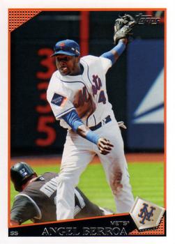 2009 Topps Updates & Highlights #UH202 Angel Berroa Front