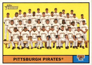 2010 Topps Heritage #320 Pittsburgh Pirates Front