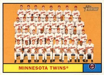 2010 Topps Heritage #354 Minnesota Twins Front