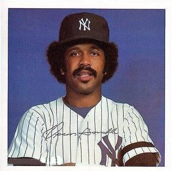 1981 New York Yankees Photo Album #NNO Oscar Gamble Front