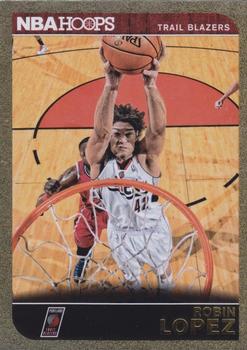 2014-15 Hoops - Gold #102 Robin Lopez Front