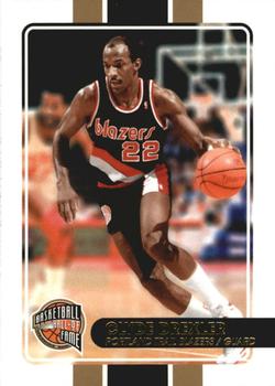 2010 Panini Hall of Fame #21 Clyde Drexler  Front