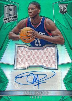 2014-15 Panini Spectra - Rookie Jersey Autographs Prizms Green #103 Joel Embiid Front