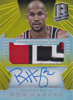 2014-15 Panini Spectra - Spectacular Swatches Signatures Prizms Gold #SS-RH Ron Harper Front