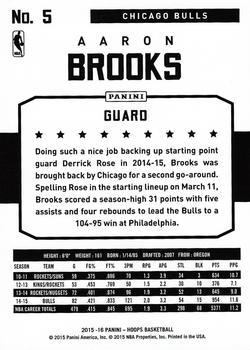 2015-16 Hoops - Red #5 Aaron Brooks Back