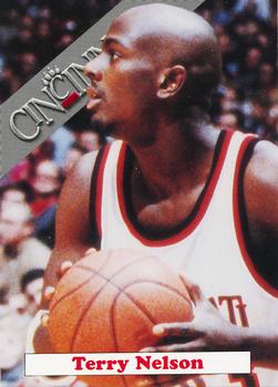 1992-93 Cincinnati Bearcats #13 Terry Nelson Front