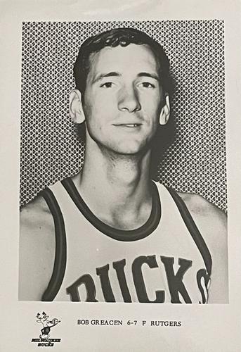 1970-71 Milwaukee Bucks Team Issue #NNO Bob Greacen Front