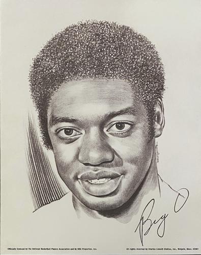 1973-74 Linnett Portraits Milwaukee Bucks #NNO Oscar Robertson Front