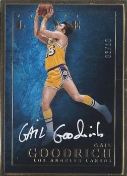 2015-16 Panini Luxe - Luxe Autographs Gold #LX-GGR Gail Goodrich Front