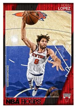 2016-17 Hoops - Red Back #202 Robin Lopez Front